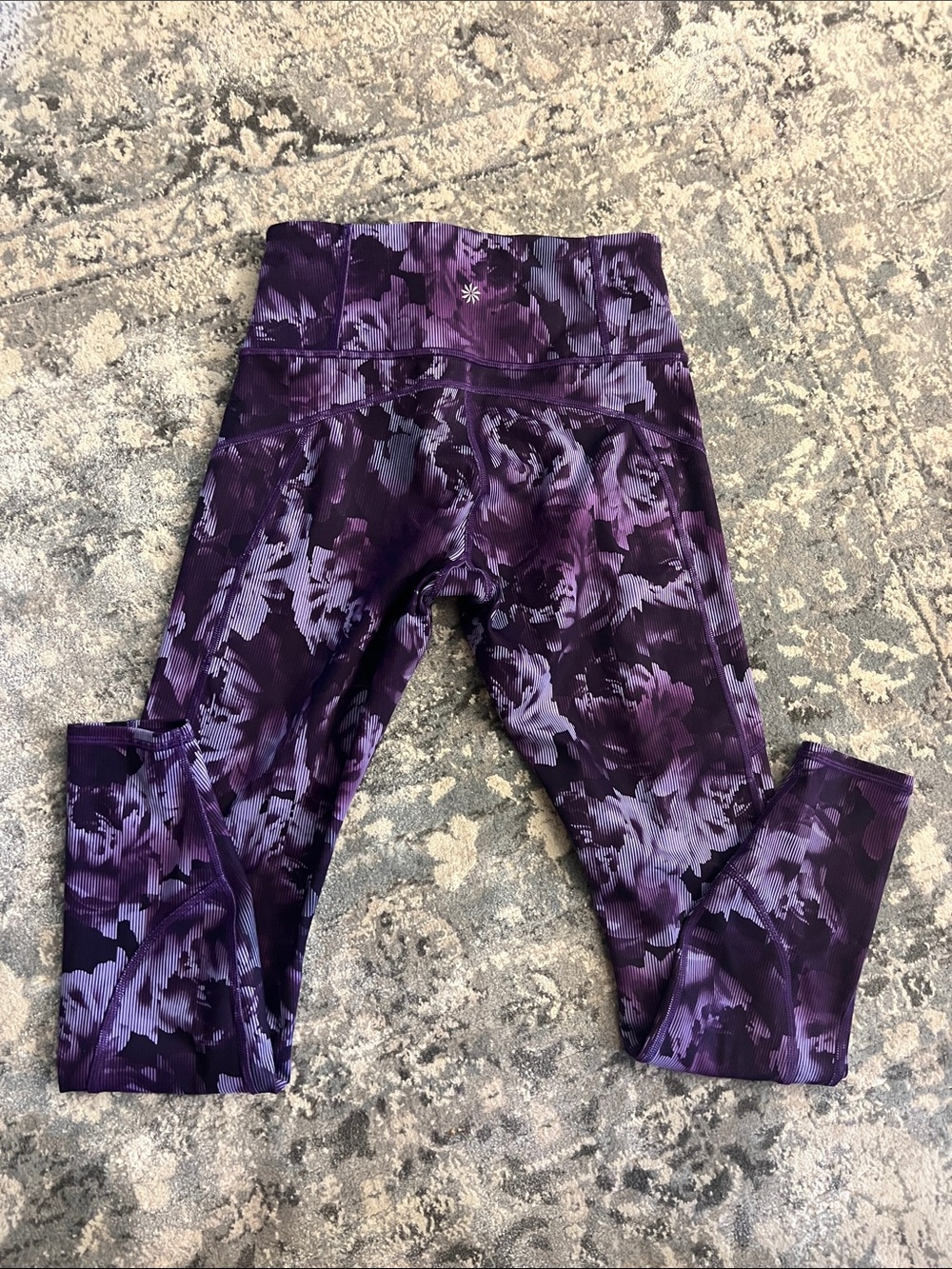Athleta Rainier Printed Tight Size Small EUC - Picture 8 of 12